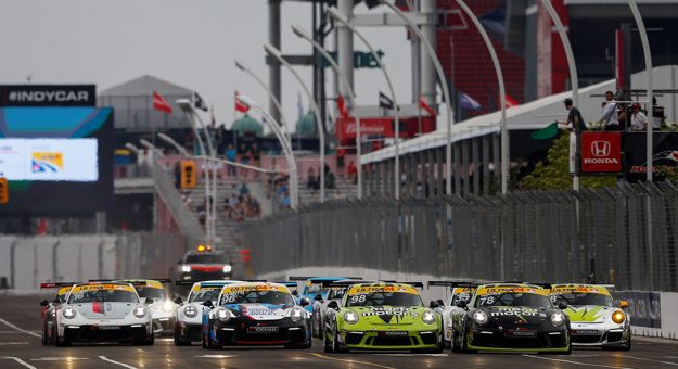 Race 1 Start 980.jpg