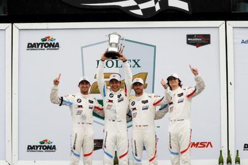 19r24wtscgtlm.jpg