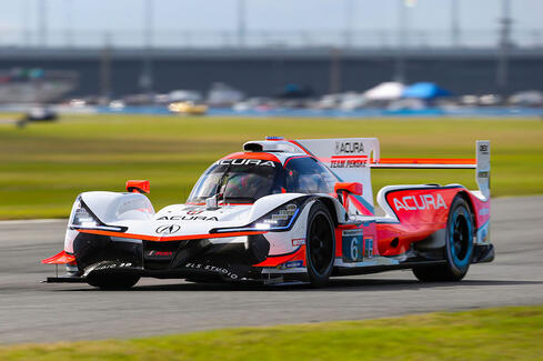 Penske 6 1.jpg