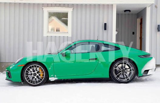 Porsche 911 Gts Coupe105