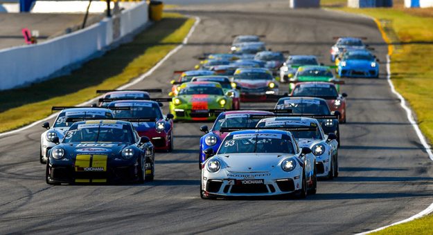 Race 1, Start, #53 Moorespeed, Porsche 991 / 2019, GT3P: Riley Dickinson