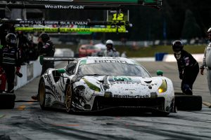 #63 Scuderia Corsa Ferrari 488 GT3, GTD: Cooper MacNeil, Toni Vilander, Jeff Westphal, pit stop