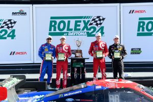 22-25 January, 2015, Daytona Beach, Florida USA02, Ford EcoBoost, Riley DP, P, Scott Dixon, Tony Kanaan, Kyle Larson, Jamie McMurray in victory lane. ©2015, Richard Dole LAT Photo USA for IMSA