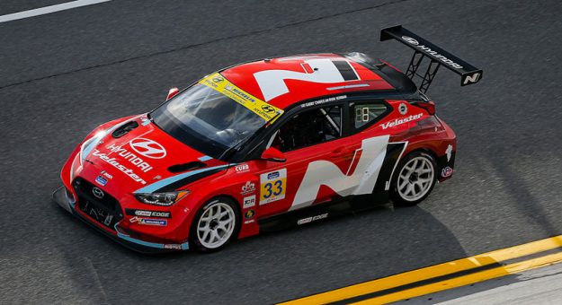 #33 Bryan Herta Autosport w/ Curb Agajanian Hyundai Veloster N TCR, TCR: Gabby Chaves, Ryan Norman