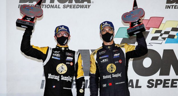 #5: Mustang Sampling Racing / JDC-Miller MotorSports Cadillac DPi, DPi: Sebastien Bourdais, Joao Barbosa, podium
