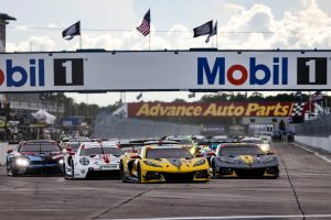 #24 BMW Team RLL BMW M8 GTE, GTLM: John Edwards, Jesse Krohn, #911 Porsche GT Team Porsche 911 RSR - 19, GTLM: Nick Tandy, Fred Makowiecki, #3 Corvette Racing Corvette C8.R, GTLM: Antonio Garcia, Jordan Taylor, #4 Corvette Racing Corvette C8.R, GTLM: Oliver Gavin, Tommy Milner, start