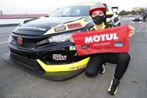 Motul Pole Award winner #77 LA Honda World Racing Honda Civic TCR, TCR: Taylor Hagler