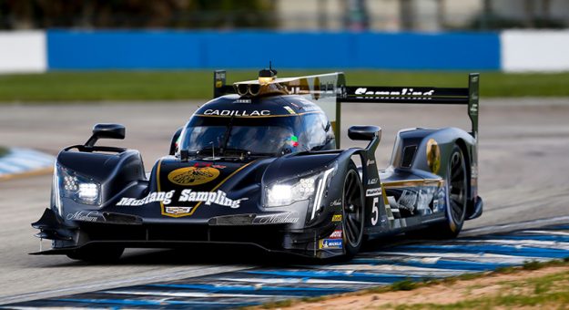 #5 Mustang Sampling Racing / JDC-Miller MotorSports Cadillac DPi, DPi: Sebastien Bourdais, Tristan Vautier, Loic Duval