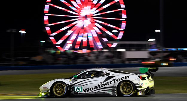 #63 Scuderia Corsa Ferrari 488 GT3, GTD: Cooper MacNeil, Toni Vilander, Jeff Westphal, Alessandro Balzan