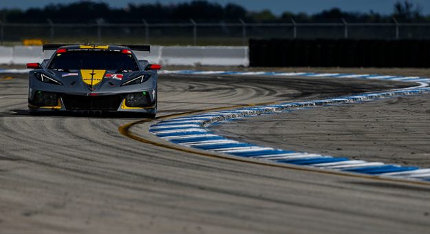 #4 Corvette Racing Corvette C8.R, GTLM: Oliver Gavin, Tommy Milner, Marcel Fassler