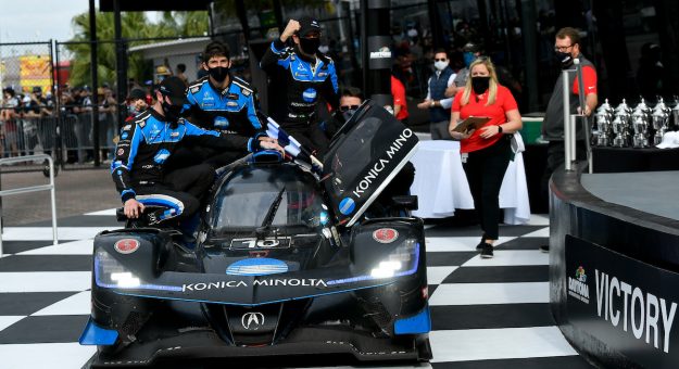#10 Konica Minolta Acura ARX-05 Acura DPi, DPi: Helio Castroneves, Alexander Rossi, Filipe Albuquerque, Ricky Taylorwinner