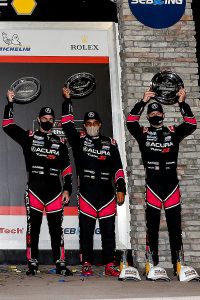 #60: Meyer Shank Racing w/Curb-Agajanian Acura DPi, DPi: Olivier Pla, Dane Cameron, Juan Pablo Montoya, podium
