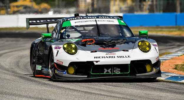 #88 Team Hardpoint EBM Porsche 911 GT3R, GTD: Katherine Legge, Christina Nielsen, Bia Figueiredo