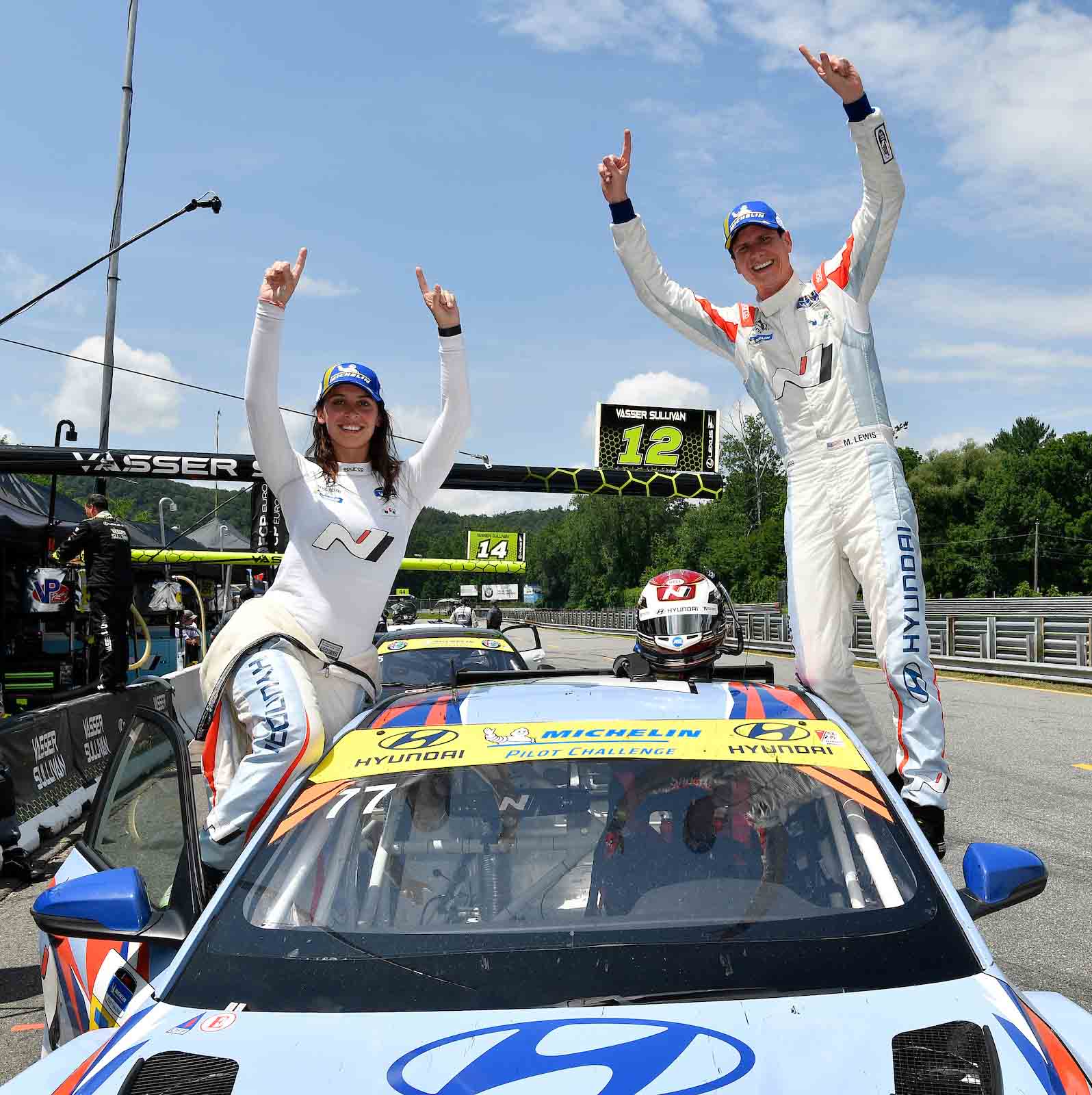 #77: Bryan Herta Autosport w/ Curb-Agajanian Hyundai Veloster N TCR, TCR: Michael Lewis, Taylor Hagler