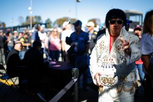 Elvis, Paddock, Fans, Autograph Session