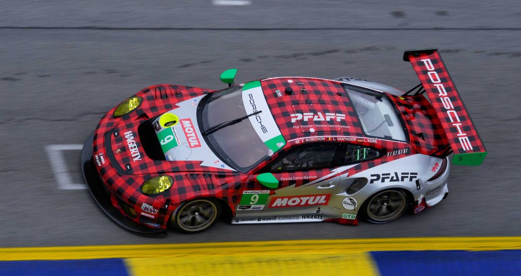 #9: PFAFF Motorsports Porsche 911 GT3R, GTD: Zacharie Robichon, Laurens Vanthoor, Lars Kern