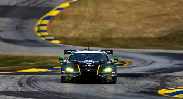 #23: Heart Of Racing Team Aston Martin Vantage GT3, GTD: Ross Gunn, Roman De Angelis, Ian James