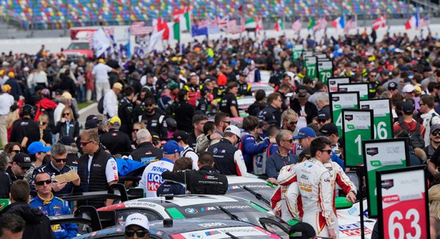 Fans on grid.