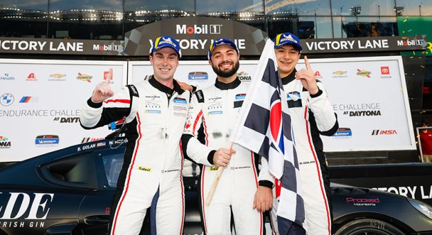 #91: Kellymoss with Riley, Porsche 718 GT4 RS CS, GS: Riley Dickinson, Michael McCarthy, Brady Golan podium