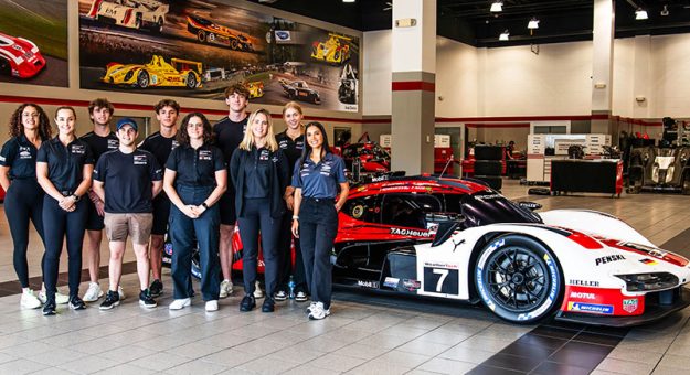 2024 07 24 Porsche Driver Development Workshop Class With Porsche 963