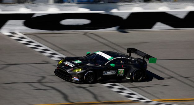 #19: van der Steur Racing, Aston Martin Vantage GT3 Evo, GTD: Eric Filgueiras, Rory van der Steur, Valentin Hasse-Clot, Maxime Robin, Brady Behrman