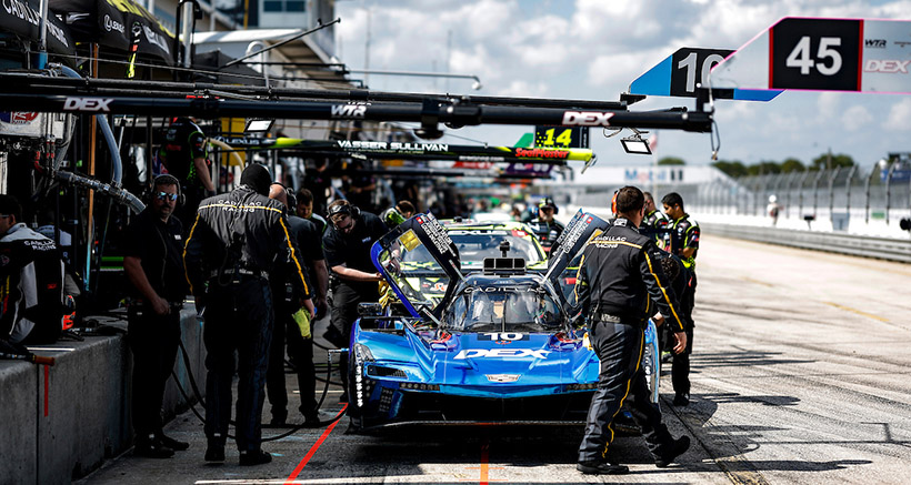 #10: Cadillac Wayne Taylor Racing, Cadillac V-Series.R, GTP: Ricky Taylor, Filipe Albuquerque, Jordan Taylor, Louis Deletraz