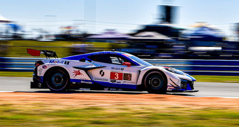 #3: Corvette Racing by Pratt Miller Motorsports, Corvette Z06 GT3.R, GTD PRO: Antonio Garcia, Alexander Sims, Daniel Juncadella