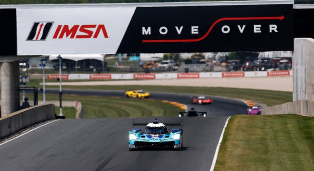 #60: Acura Meyer Shank Racing w/Curb Agajanian, Acura ARX-06, GTP: Tom Blomqvist, Colin Braun IMSA Move Over Bridge