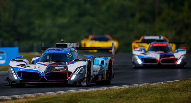 #24: BMW M Team RLL, BMW M Hybrid V8, GTP: Philipp Eng, Dries Vanthoor