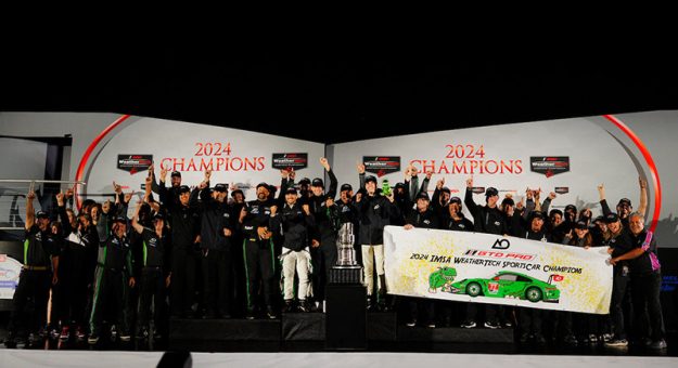 #77: AO Racing, Porsche 911 GT3 R (992), GTD PRO: Laurin Heinrich, Michael Christensen, Julien Andlauer - Championship Photo
