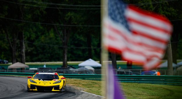 #3: Corvette Racing by Pratt Miller Motorsports, Corvette Z06 GT3.R, GTD PRO: Antonio Garcia, Alexander Sim
