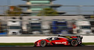 #31: Cadillac Whelen, Cadillac V-Series.R, GTP: Jack Aitken, Earl Bamber, Frederik Vesti
