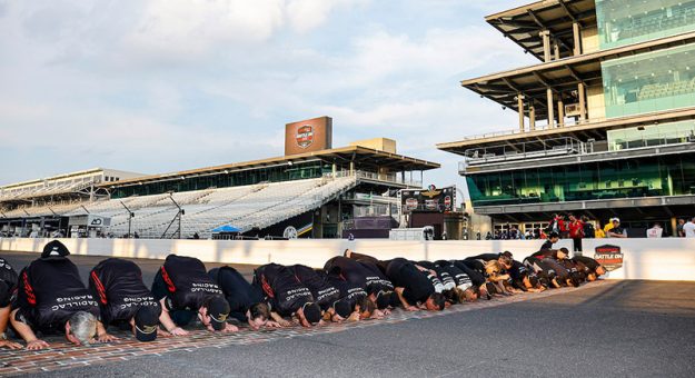 #31: Cadillac Whelen, Cadillac V-Series.R, GTP: Jack Aitken, Earl Bamber, Frederik Vesti, Kissing the Bricks, with Team