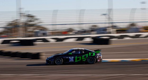 #38: BGB MOTORSPORTS, Porsche 718 GT4 RS CS, GS: Thomas Collingwood, Spencer Pumpelly, Andy Lally