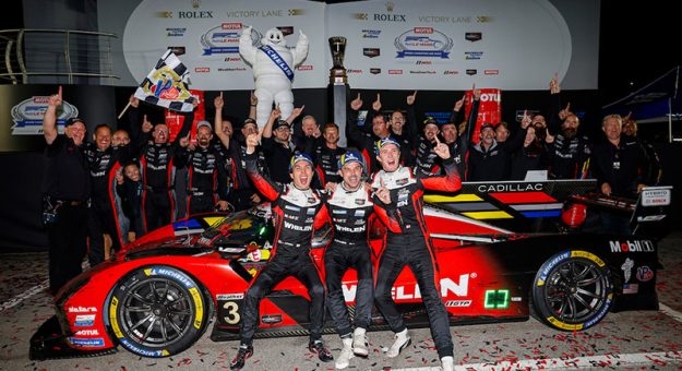 #31: Cadillac Whelen, Cadillac V-Series.R, GTP: Jack Aitken, Earl Bamber, Frederik Vesti, Celebrates with Team