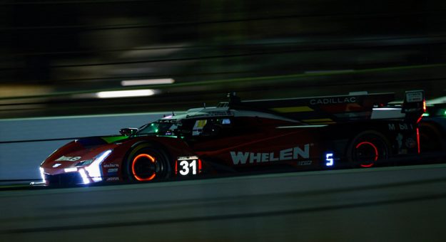 #31: Cadillac Whelen, Cadillac V-Series.R, GTP: Jack Aitken, Earl Bamber, Frederik Vesti