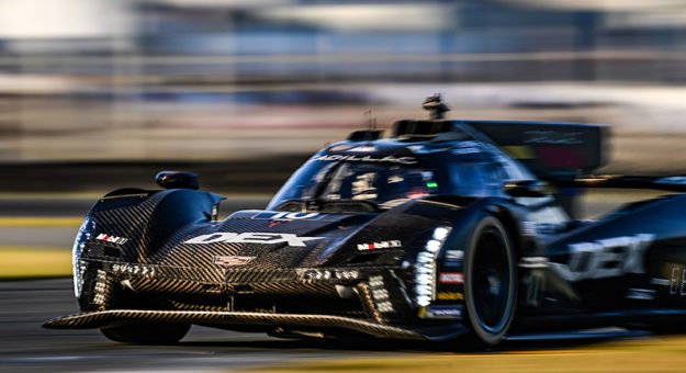 #10: Cadillac Wayne Taylor Racing, Cadillac V-Series.R, GTP: Ricky Taylor, Filipe Albuquerque, Will Stevens