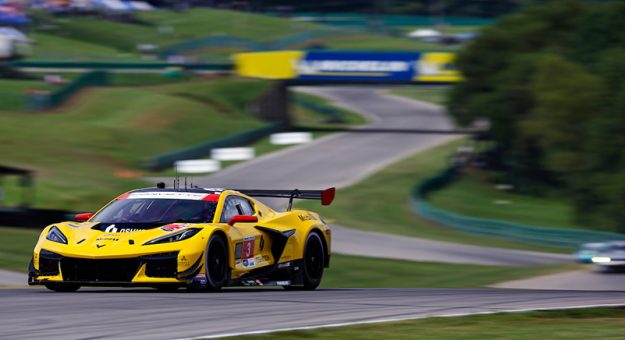 #3: Corvette Racing by Pratt Miller Motorsports, Corvette Z06 GT3.R, GTD PRO: Antonio Garcia, Alexander Sim