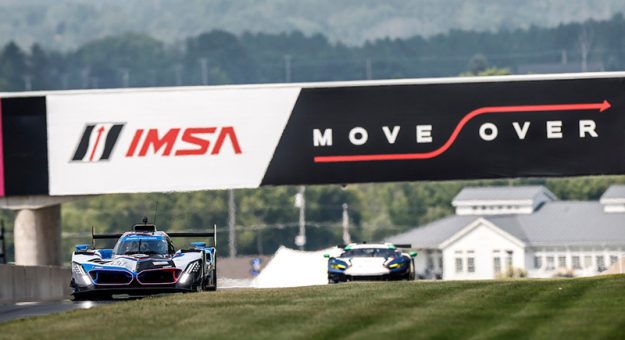 #24: BMW M Team RLL, BMW M Hybrid V8, GTP: Philipp Eng, Dries Vanthoor