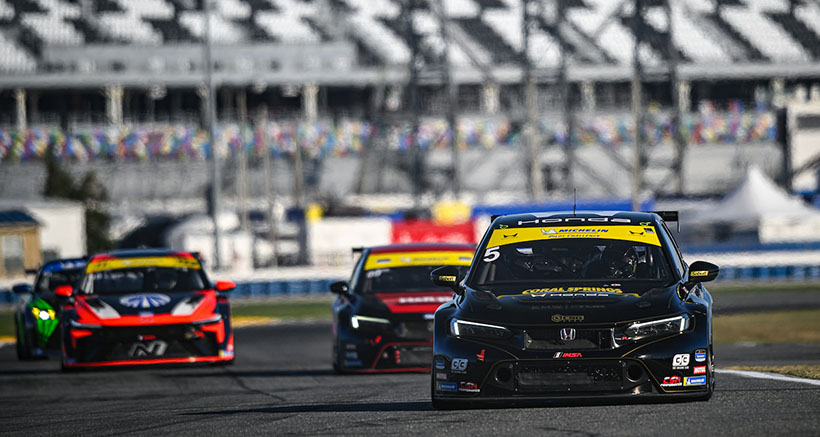 #5: KMW Motorsports With TMR Engineering, Honda Civic FL5 TCR, TCR: Tim Lewis, Rocco Pasquarella