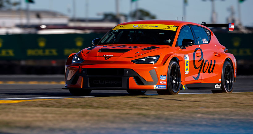 #55: Gou Racing w/ Stallion, Cupra Leon VZ TCR, TCR: Eddie Gou, Eduardo Gou, Jon Morley