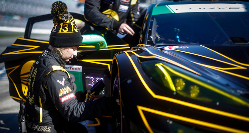 #13: 13 Autosport, Corvette Z06 GT3.R, GTD: Orey Fidani, Matthew Bell, Lars Kem, Ben Green, crew