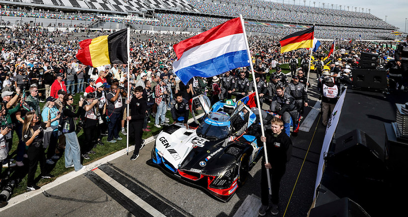 #24: BMW M Team WRT, BMW M Hybrid V8, GTP: Sheldon van der Linde, Dries Vanthoor, Robin Frijns, Rene Rast
