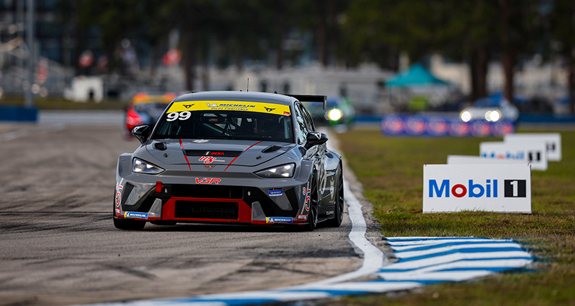 #99: Victor Gonzalez Racing, Cupra Leon VZ TCR, TCR: Tyler Gonzalez, Franco Girolami