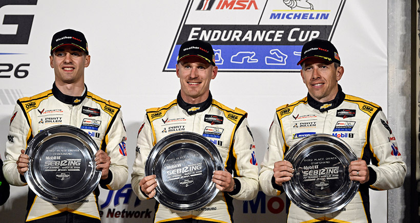 #4: Corvette Racing by Pratt Miller Motorsports, Corvette Z06 GT3.R, GTD Pro: Tommy Milner, Nicky Catsburg, Nico Varrone  celebrate in victory lane