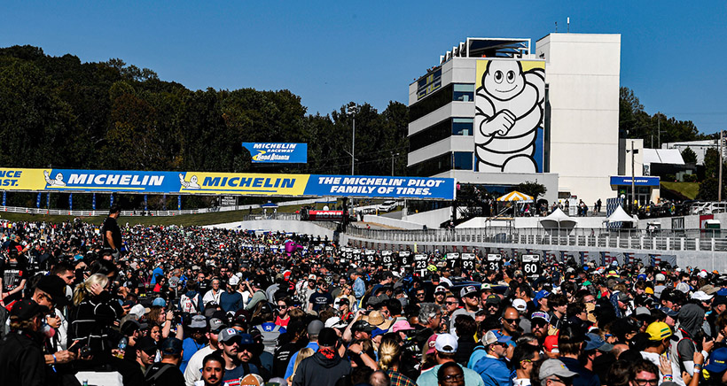 Fans, Grid Walk