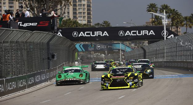 #12: Vasser Sullivan Racing, Lexus RC F GT3, GTD: Jack Hawksworth, Parker Thompson, #177: AO Racing, Porsche 911 GT3 R (992), GTD: Laurens Vanthoor, Jonny Edgar lead at the start