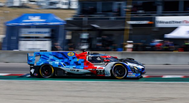 #25: BMW M Team WRT, BMW M Hybrid V8, GTP: Philipp Eng, Marco Wittmann