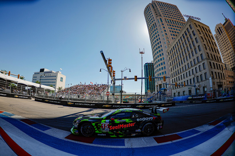 #15: Vasser Sullivan Racing, Lexus RC F GT3, GTD Pro: Aaron Telitz, Chaz Mostert
