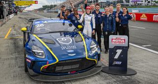 #26: Heart of Racing Team, Aston Martin Vantage AMR GT4 Evo, GS: Hannah Grisham, Hannah Greenemeie, Motul Pole Award